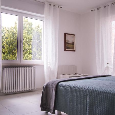 Appartamento Iris Garda  Bagian luar foto
