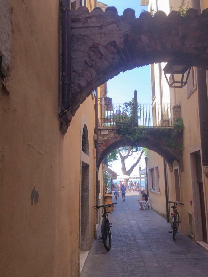 Appartamento Iris Garda  Bagian luar foto