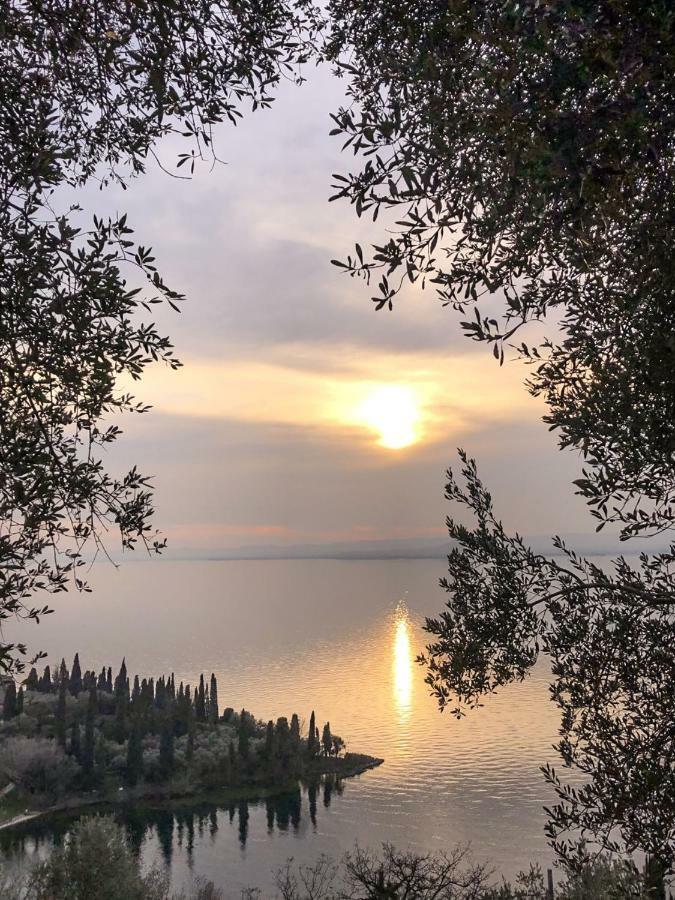 Appartamento Iris Garda  Bagian luar foto