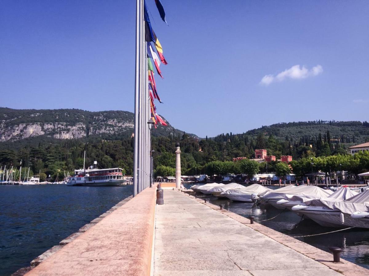 Appartamento Iris Garda  Bagian luar foto