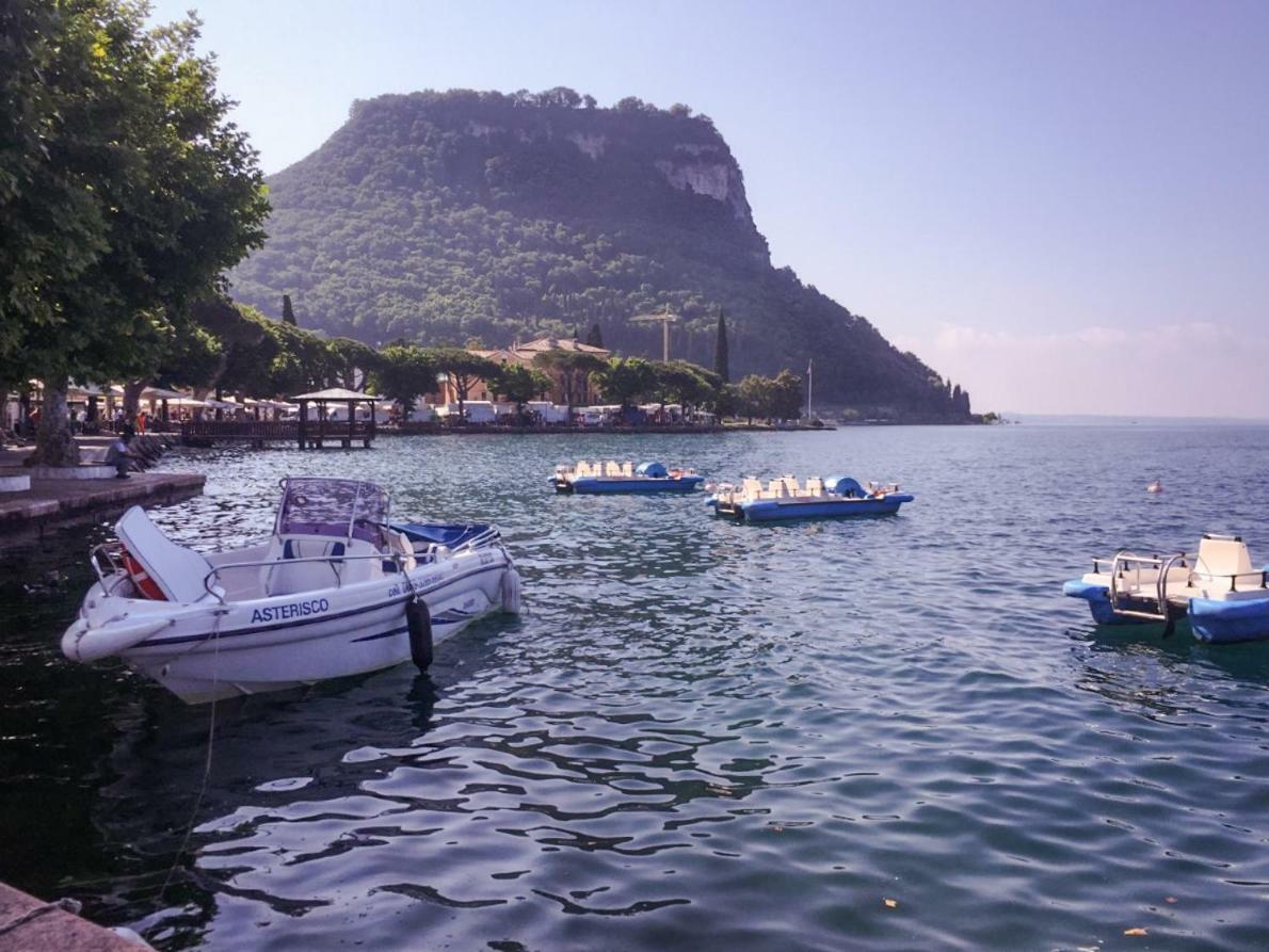Appartamento Iris Garda  Bagian luar foto