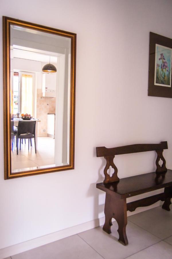 Appartamento Iris Garda  Bagian luar foto