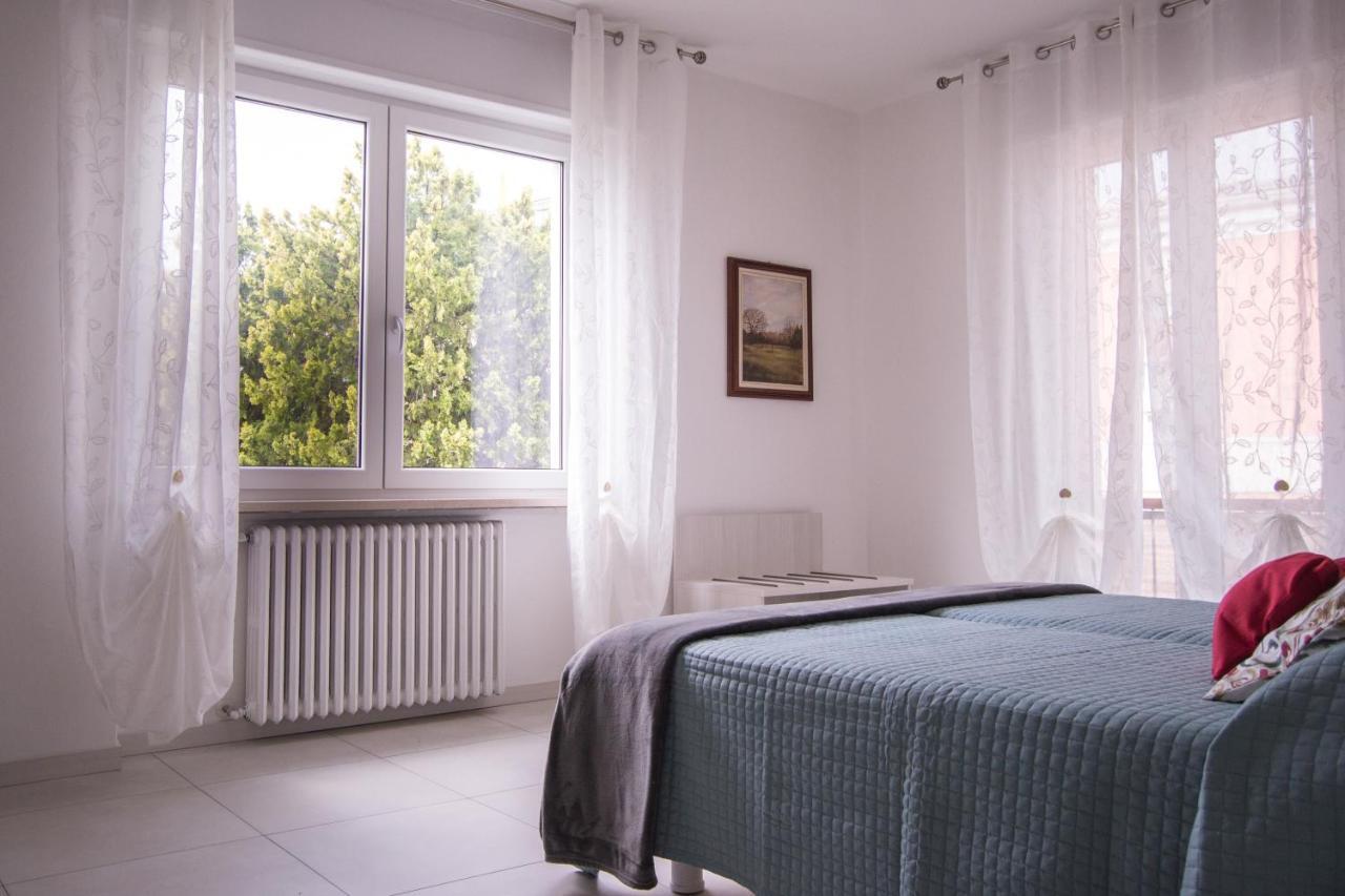Appartamento Iris Garda  Bagian luar foto